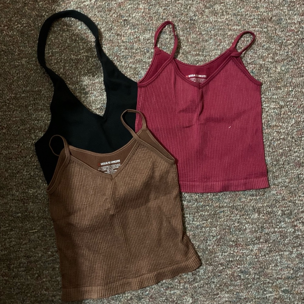 3 seamless tops